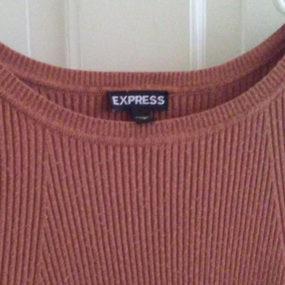 SALE.  Ladies Long Sleeve Sweater.  WAS 12.00 - Picture 2 of 3
